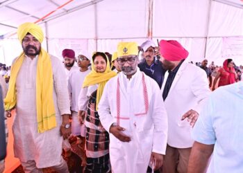 गुरुनानक जयंती के अवसर पर आयोजित “प्रकाश उत्सव” !