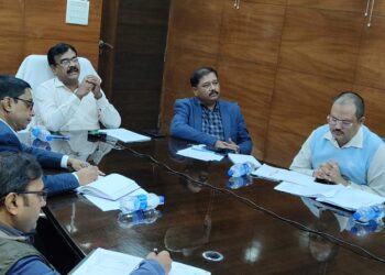 उप निर्वाचन पदाधिकारियों के साथ मतदाता सूची के पुनरीक्षण कार्यक्रम की तैयारियों हेतु की समीक्षा बैठक !
