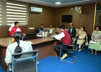 कृषि मंत्री शिल्पी नेहा तिर्की ने उद्यान विभाग के अधिकारियों के साथ की बैठक !