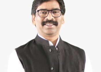 सीएम हेमंत सोरेनझारखंड फ्लाइंग इंस्टीट्यूट का विधिवत शुभारंभ किया !