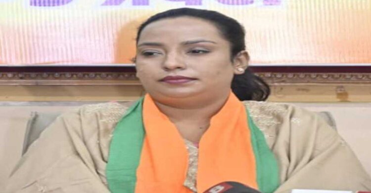 मैया सम्मान योजना सरकार की केवल राजनीतिक स्टंट है:राफिया नाज़  !