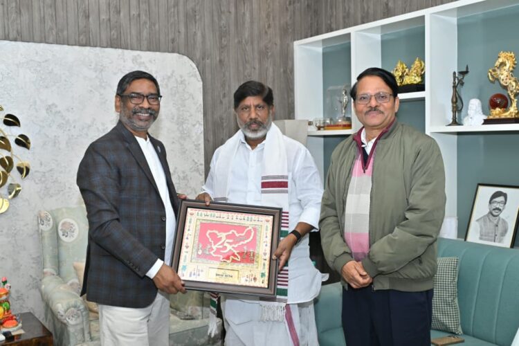 मुख्यमंत्री  हेमन्त सोरेन से तेलंगाना के उप मुख्यमंत्री  मल्लू भट्टी विक्रमार्क ने शिष्टाचार भेंट  !