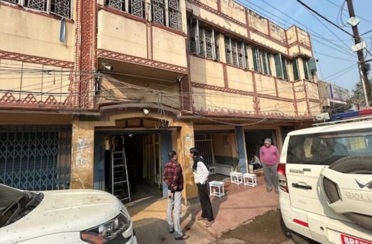 शराब और जमीन घोटाले के आरोपी नेक्सजेन ऑटोमोबाइल के मालिक !