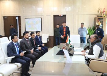 अध्यक्ष झारखंड विधानसभा  रबीन्द्रनाथ महतो  से 2023 बैच के प्रशिक्षु IAS भेंट की !