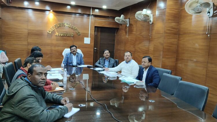 मुख्य निर्वाचन पदाधिकारी ने सभी जिलों के उप निर्वाचन पदाधिकारियों के साथ की बैठक !