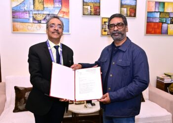 मुख्यमंत्री  हेमन्त सोरेन से(एन०आई०टी०)के निदेशक प्रो० (डॉ०) गौतम सूत्रधर ने सौजन्य भेंट की !
