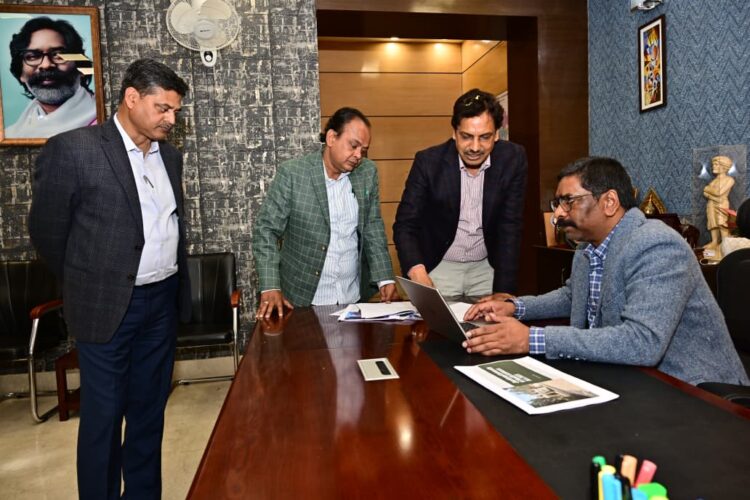 झारखंड के मुख्यमंत्री झारखंड यूनिवर्सिटी ऑफ़ हेल्थ साइंसेज को लेकर की समीक्षा बैठक की !