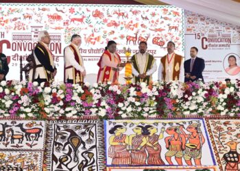 राष्ट्रपति द्रौपदी मुर्मु  जी के प्रयासों से आदिवासी समाज का बढ़ रहा है मान – सम्मान : हेमंत सोरेन !