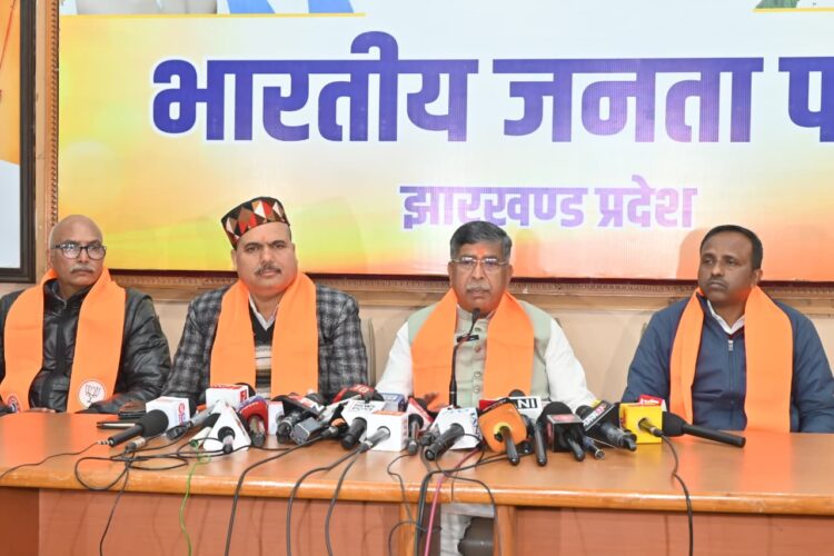 कांग्रेस पार्टी गांव,गरीब,किसान विरोधी :आदित्य साहू !