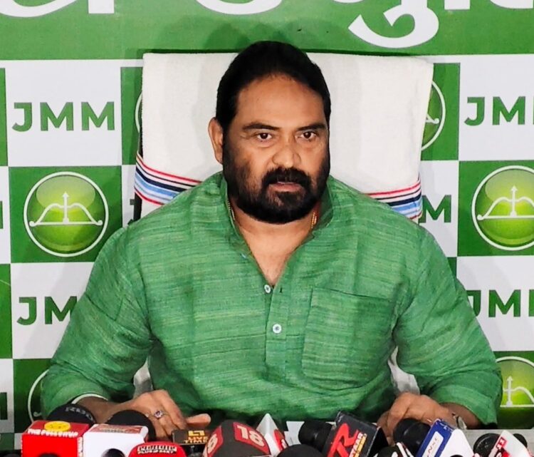 पेसा नियमावली में ग्राम सभा सर्वोच्च है और रहेगी : विनोद पांडेय !