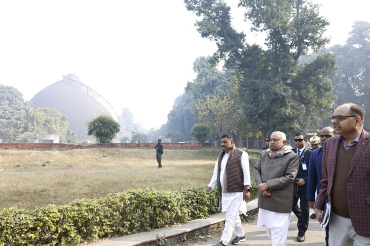 बिहार मुख्यमंत्री ने  गोलघर परिसर का  स्थिति का लिया जायजा !