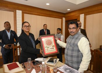 कृषि , पशुपालन एवं सहकारिता मंत्री शिल्पी नेहा तिर्की के साथ ऑस्ट्रेलियाई एग्रीकल्चरल काउंसलर की बैठक !