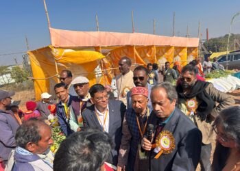 जमाना बदला, खेती भी बदली, नई तकनीकी से करें खेतीः डॉ. भूपेंद्र !