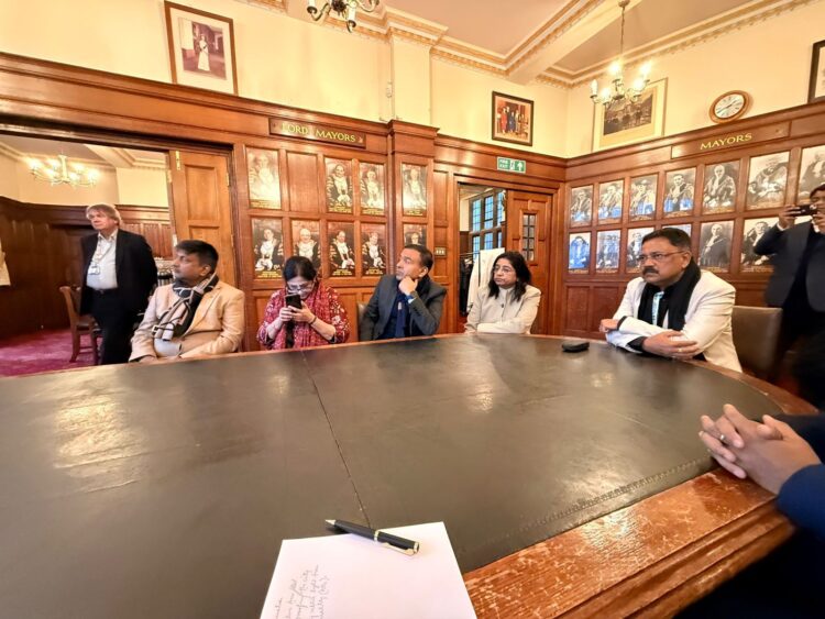 यूके में शहरी नवाचार और सतत शहरी प्रबंधन से जुड़े विभिन्न संस्थानों का दौरा किया !