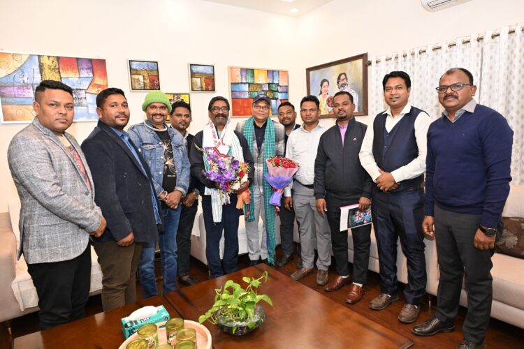 मुख्यमंत्री  हेमन्त सोरेन से ऑल आदिवासी स्टूडेंट्स एसोसिएशन ऑफ़ आसाम के प्रतिनिधिमंडल ने मुलाकात की !