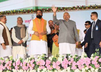 समस्तीपुर जिले में चल रही विभिन्न विकासात्मक योजनाओं का लिया जायजा !