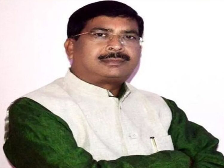 भाजपा के दबाव  में कई माताओं के गोद सुनी होने से बचे..आदित्य साहू !