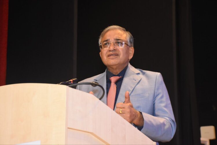 आगामी विधानसभा चुनावों के लिए तैनात किए जाने वाले केंद्रीय पर्यवेक्षकों को ब्रीफ किया