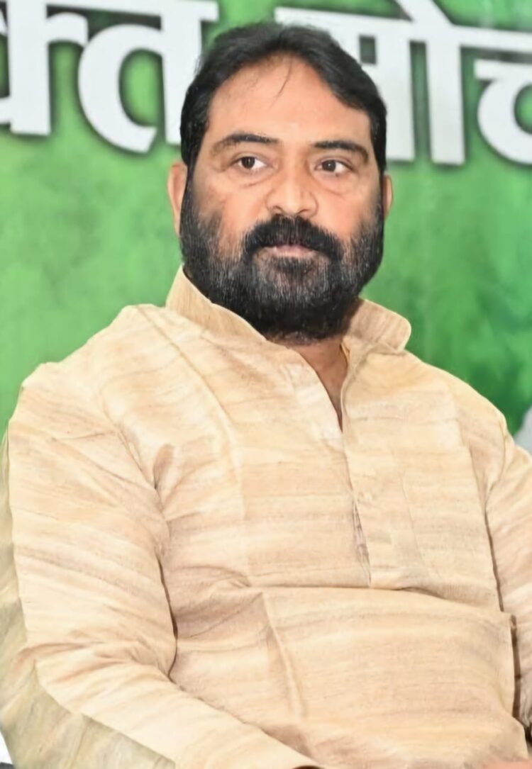 बजट झारखंड के प्रति केंद्र सरकार की असंवेदनशीलता और भेदभावपूर्ण रवैये का दस्तावेज : विनोद पांडेय  !