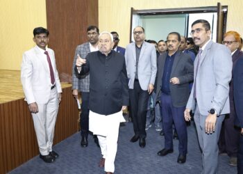 बिहार मुख्यमंत्री ने पशुपालन निदेशालय तथा राज्य स्तरीय संसाधन एवं प्रशिक्षण केन्द्र के नवनिर्मित भवन का किया निरीक्षण !