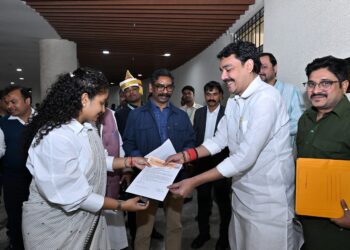 मुख्यमंत्री  हेमन्त सोरेन से शिवरात्रि महोत्सव समिति बैद्यनाथधाम-देवघर के प्रतिनिधिमंडल ने की मुलाकात !