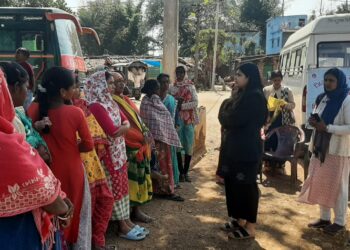 रातू प्रखंड के पुरियो में डालसा का जागरूकता कार्यक्रम !