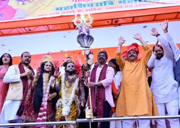 झारखंड के मुख्यमंत्री हेमन्त सोरेन महाशिवरात्रि के अवसर पर पहाड़ी मंदिर  महाशिवरात्रि महोत्सव सम्मिलित !