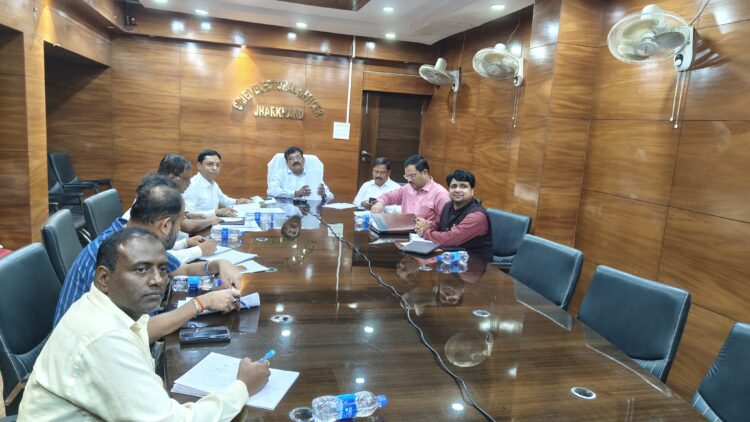 मुख्य निर्वाचन पदाधिकारी ने सभी जिलों के उप निर्वाचन पदाधिकारियों के साथ की बैठक !