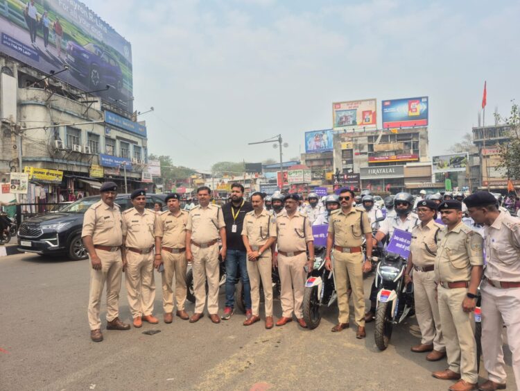 आम जनता को यातायात नियमों का पालन करने हेतु एक जागरूकता अभियान !
