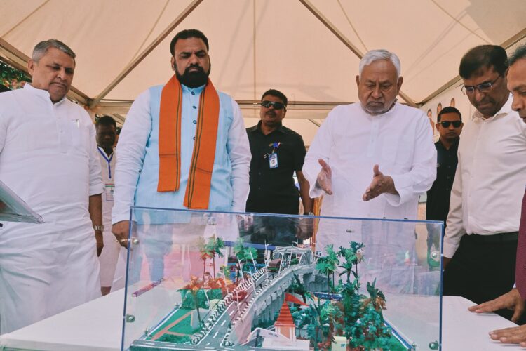 बिहार सीएम भागलपुर विकास योजना की समीक्षा की !