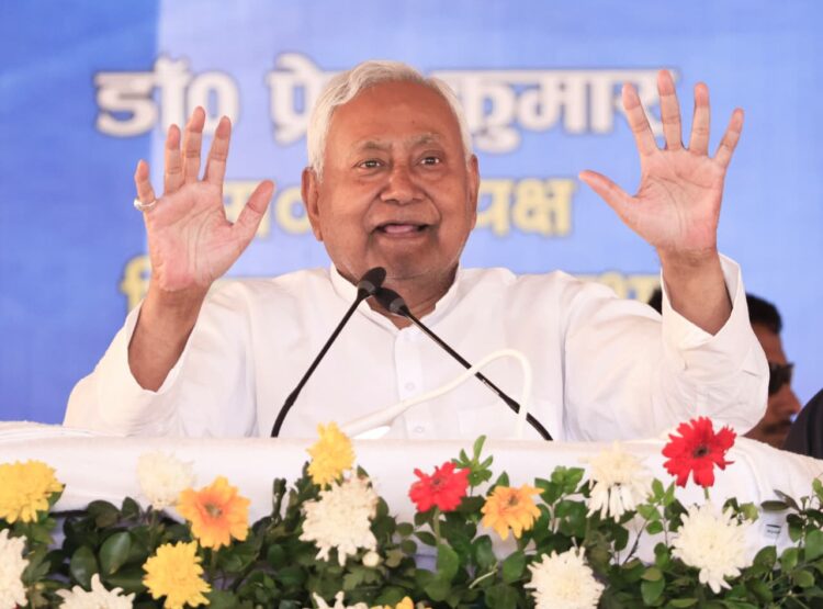 बिहार मुख्यमंत्री ने समृद्धि योजना744 करोड़ रुपये की योजनाओं की सौगात !