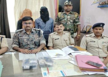 पुलिस की कार्रवाई में अफीम की खेप पकड़ी गई  !