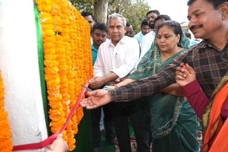 मेहरमा एवं महागामा प्रखंड में करोड़ों की विकास योजनाओं का शिलान्यास !