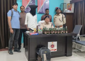 आरपीएफ द्वारा अवैध शराब की बरामदगी एवं एक अभियुक्त की गिरफ्तारी !