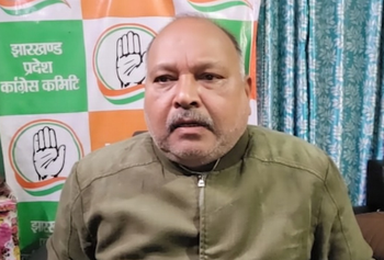 जितना बरेली क़े बाजार में झुमका नहीं गिरा उस से कही ज्यादा देश में भाजपा गिर गई-राकेश सिन्हा !