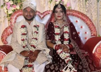 नवविवाहित दंपत्ति की सड़क हादसे में मौत हो गई !