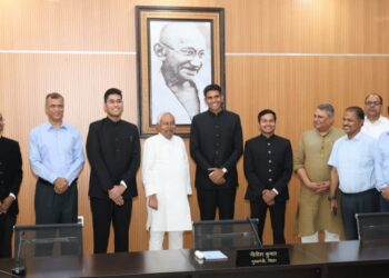 बिहार सीएम से वर्ष 2024 बैच के बिहार कैडर के भारतीय वन सेवा के प्रशिक्षु अधिकारियों ने मुलाकात की !