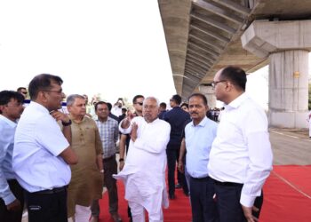 बिहार सीएम बिहटा एयरपोर्ट के निर्माण कार्य की प्रगति का किया निरीक्षण !