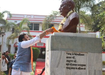 बिहार मुख्यमंत्री ने जननायक कर्पूरी ठाकुर स्मृति संग्रहालय भवन में वाचनालय विकसित करने की घोषणा की !