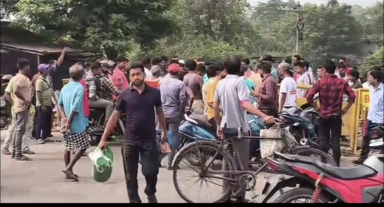 चिरकुंडा में जर्जर 11KV तार गिरने से 3 मवेशियों की मौत