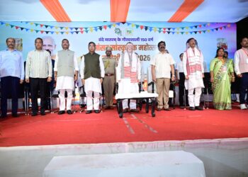झारखंड राजपाल एड्रेस हाउस  सांसद सांस्कृतिक महोत्सव-सह-स्वदेशी मेला’ का उद्घाटन किया !
