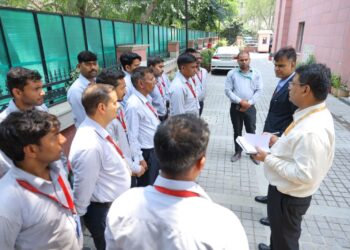 झारखंड सरकार  के रेजिडेंट कमिश्नर अरवा राजकमल ने नए झारखंड भवन का किया निरीक्षण !